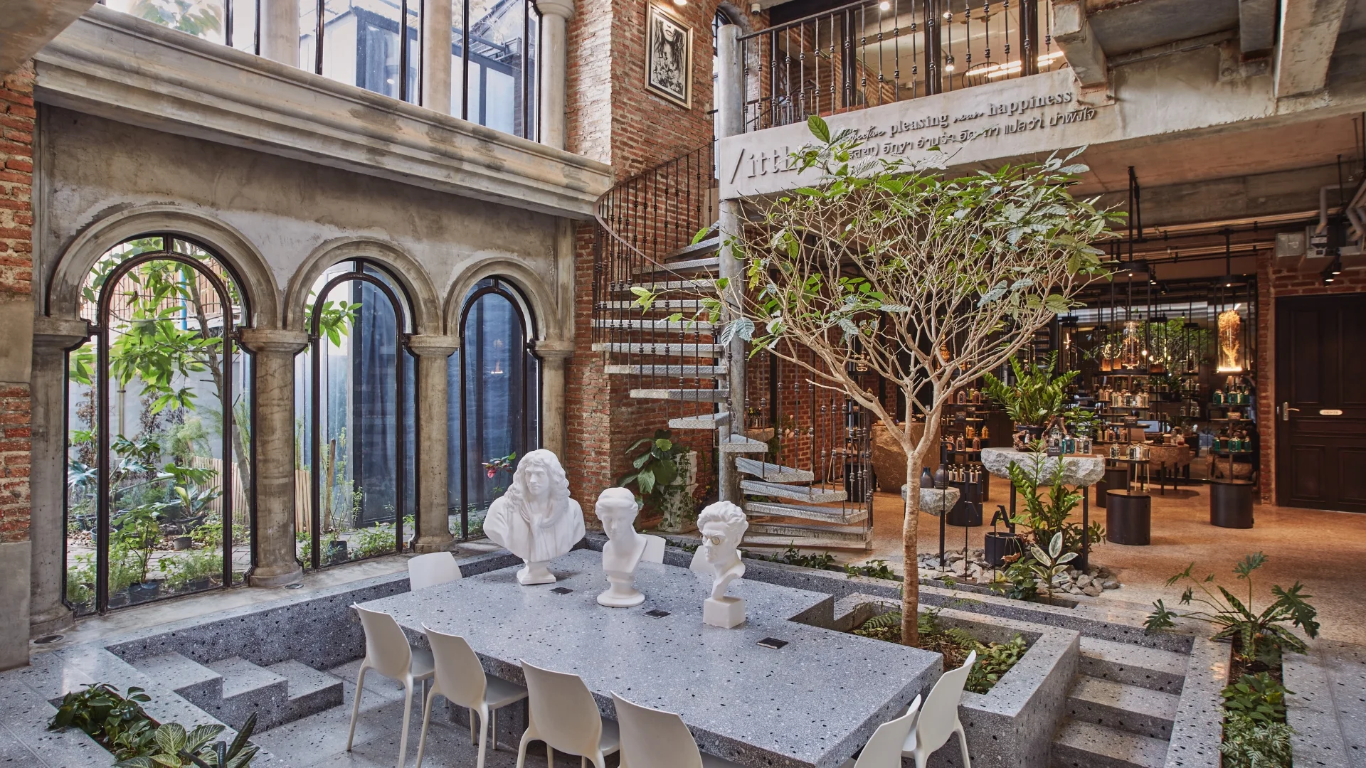 Cataleya Estate - Mediterranean Cafe Restaurant Bangkok dining space